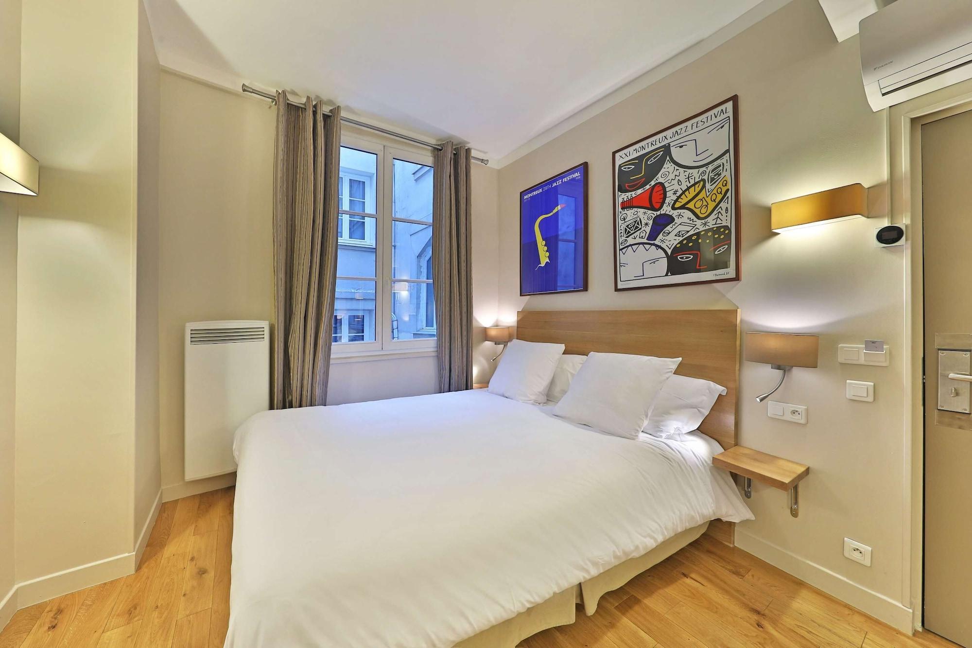 Hotel Louvre Richelieu Parigi